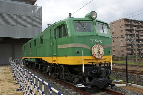 EF58 93 2011/05/02-1